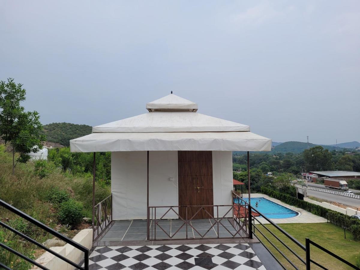 Aura Gold Resort Udaipur Eksteriør bilde
