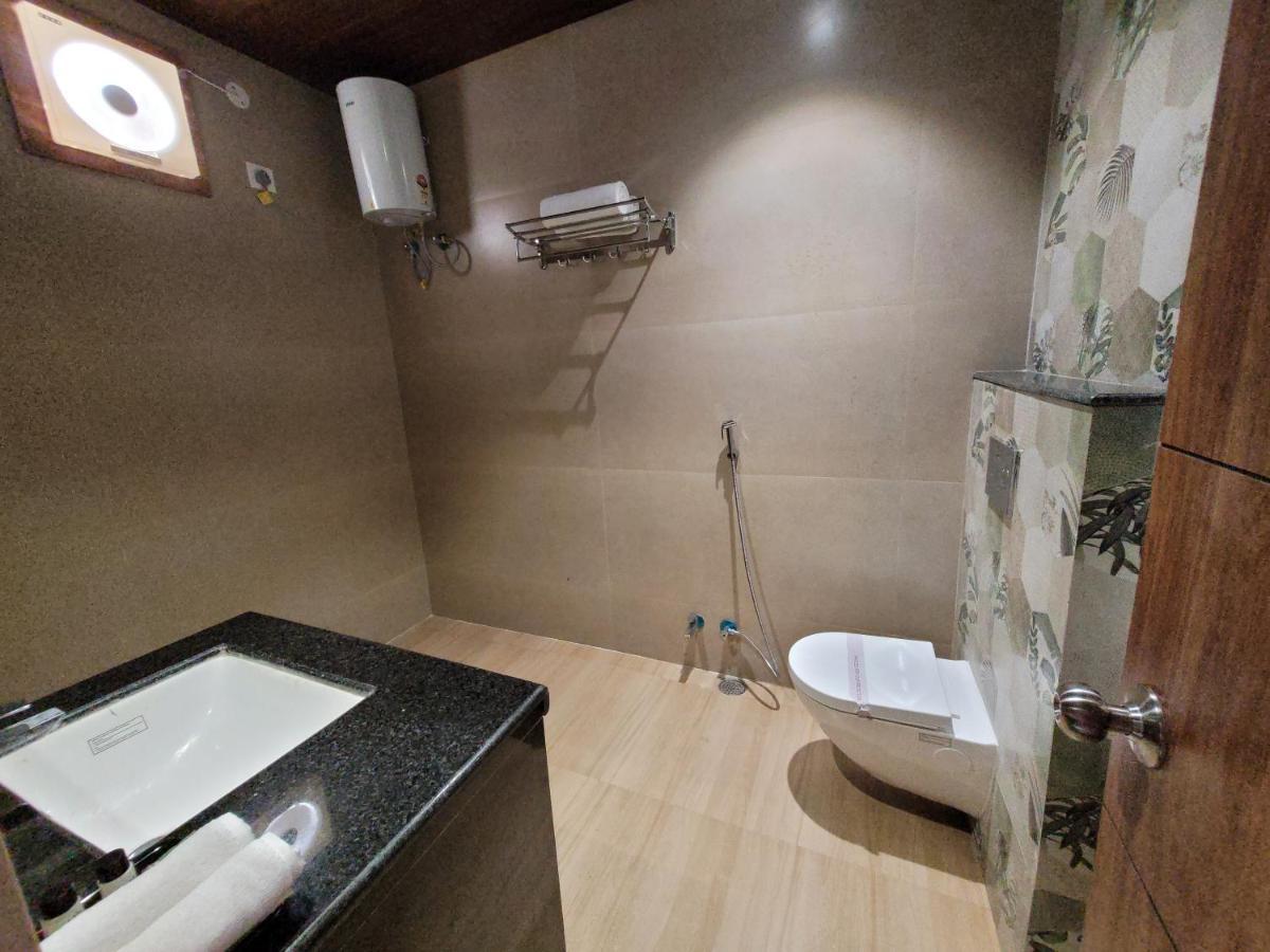Aura Gold Resort Udaipur Eksteriør bilde